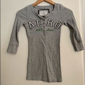 Quarter sleeve aero shirt